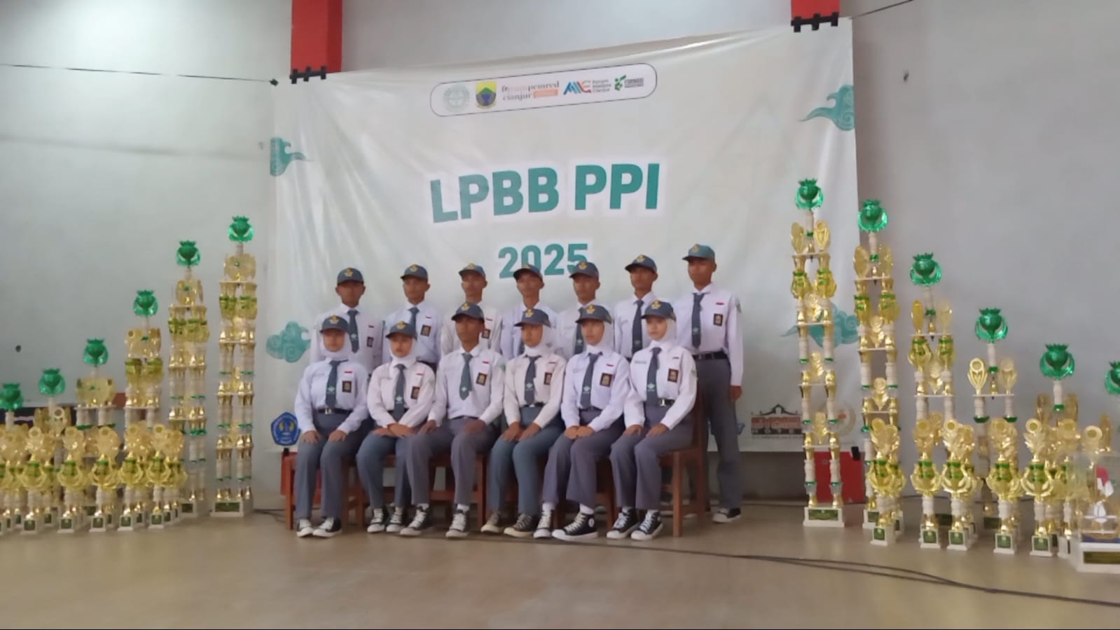 Paskibra SMA IABS Cipanas